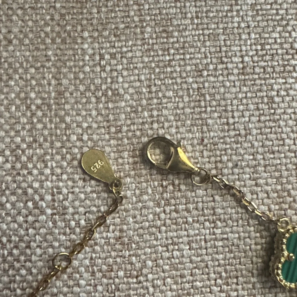 N/S elegant gold